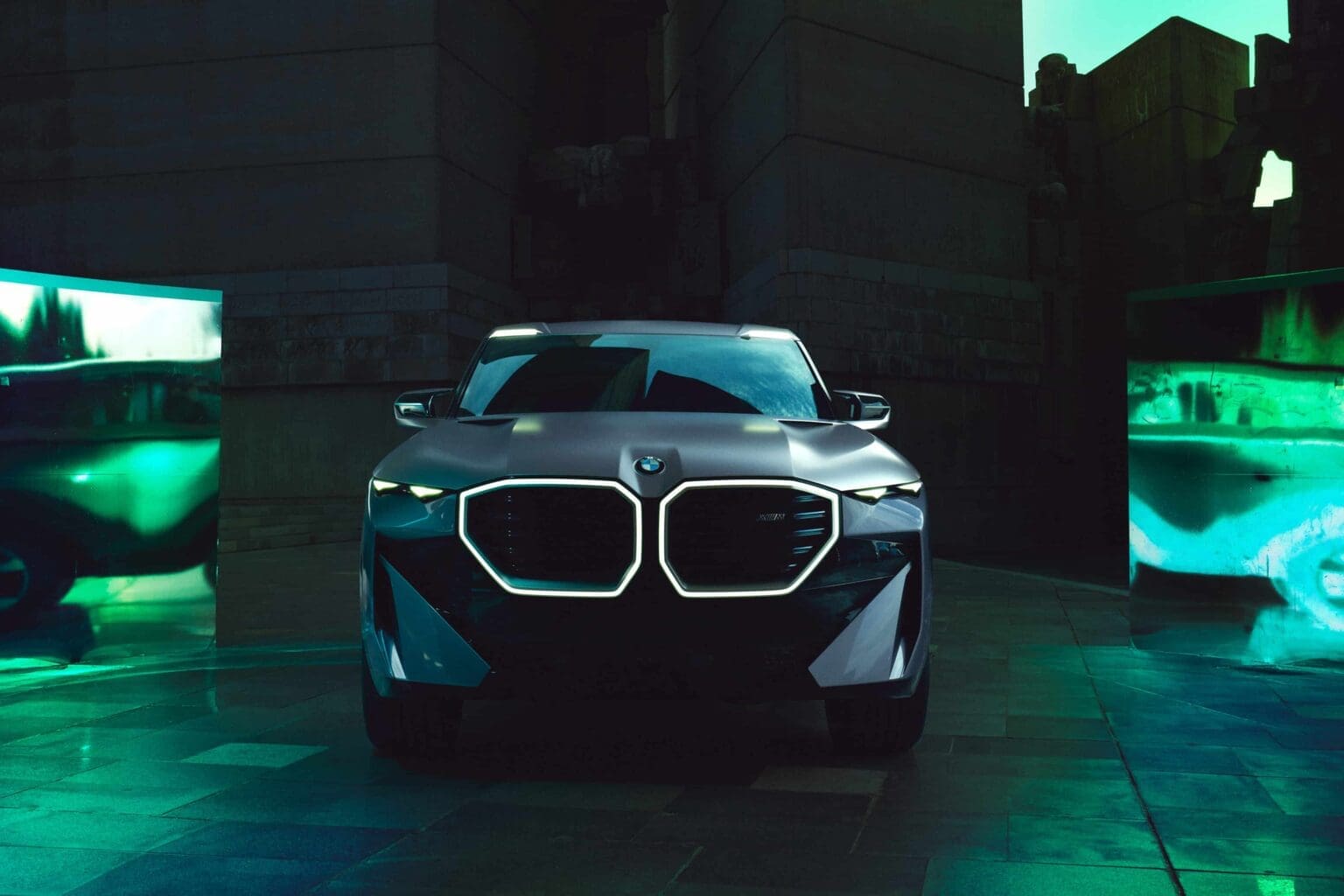 Meet The BMW Concept XM – A First Standalone M Model Since the Legendary M1 BMW Concept XM