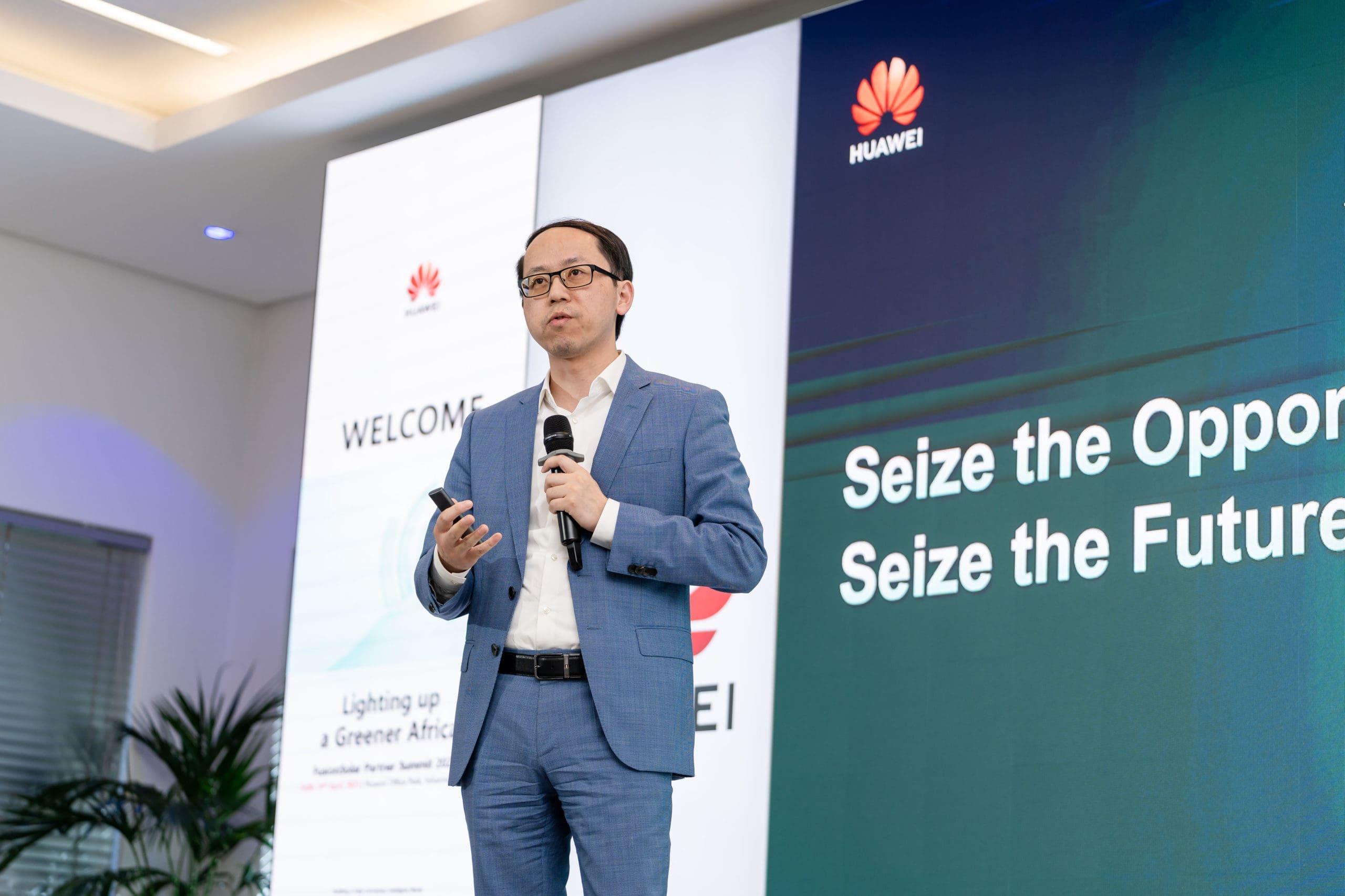 Chen Guoguang, President of the Huawei Smart PV Product Line