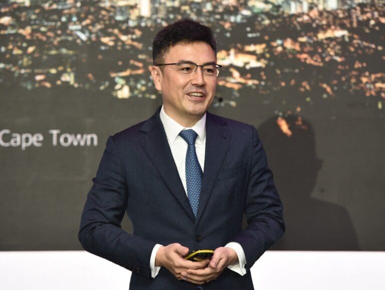 Richard Liu, President of Global Carrier Marketing & Solution Sales Dept of Huawei