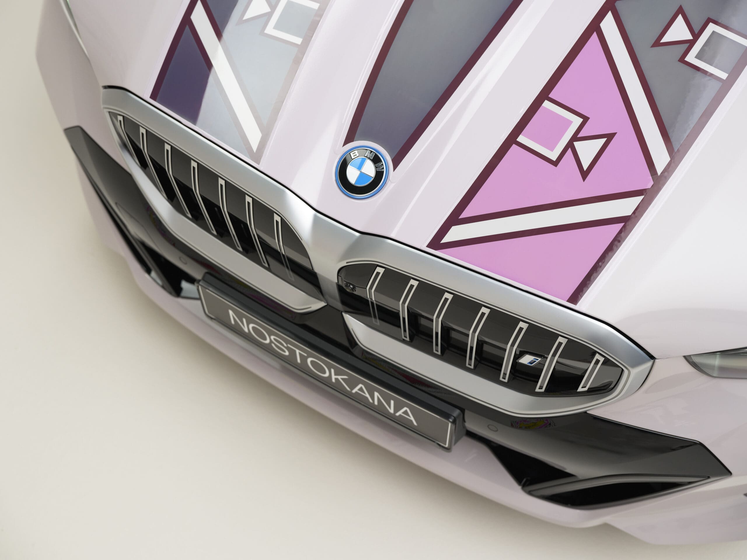 Art meets innovation: BMW i5 Flow NOSTOKANA