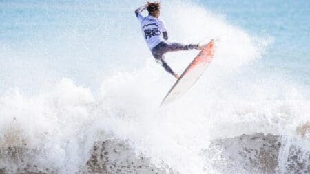 Cape Town surfer Paul Sampson in the midst of his winning manoeuvre at the Cape Town Pro surfing competition in Kommetjie on 17 March. Photo: WSL/Kody McGregor
