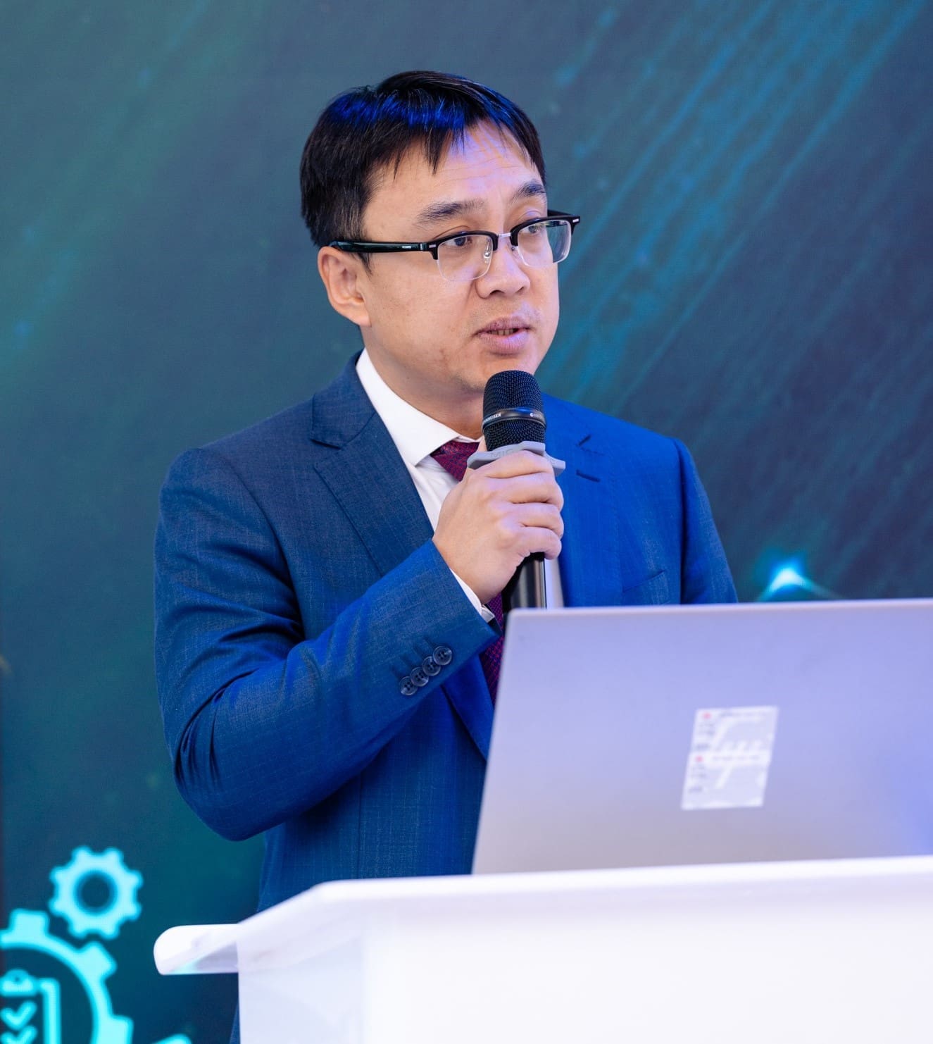 Huawei CEO Will Meng