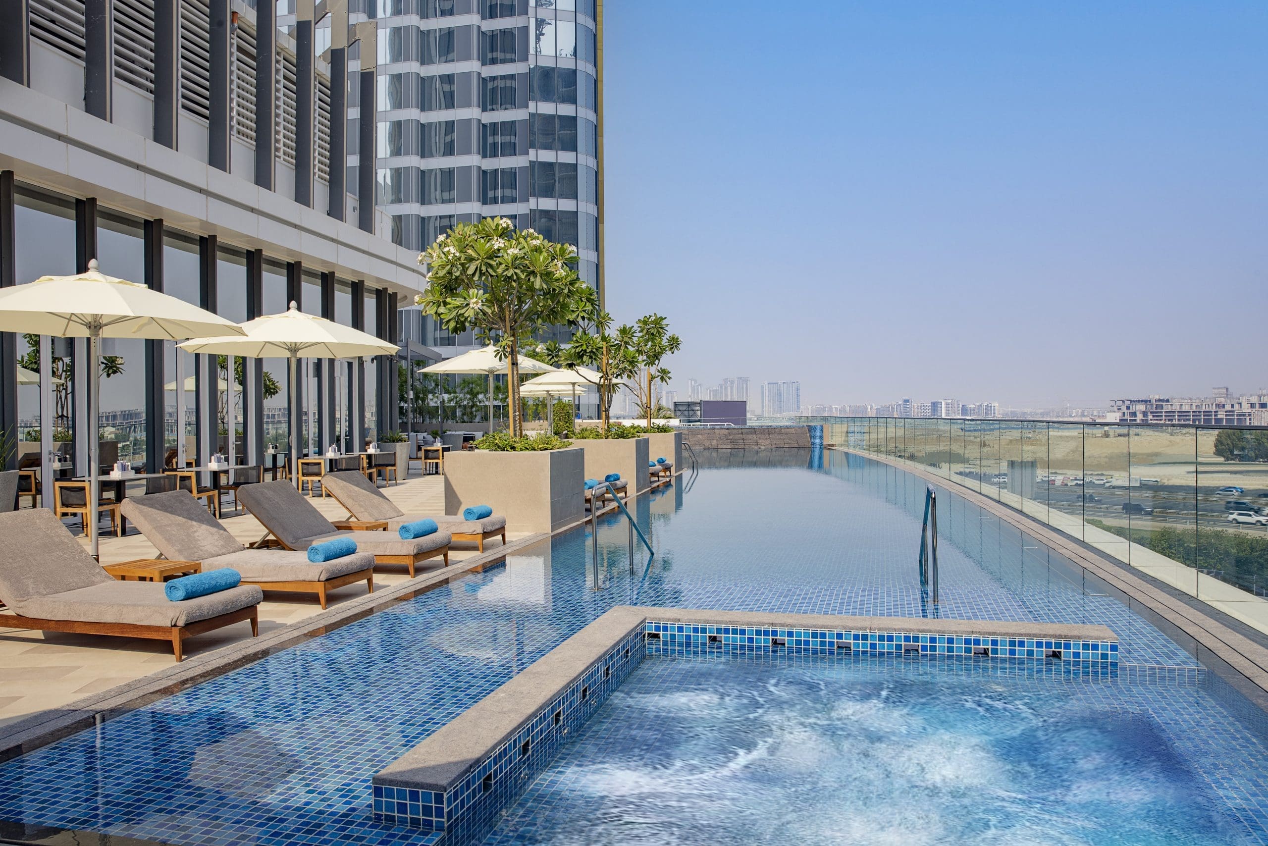 Embassy-Suites-by-Hilton-Dubai-Business-Bay-Pool