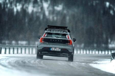 Volvo EX30 Cross Country – exterior