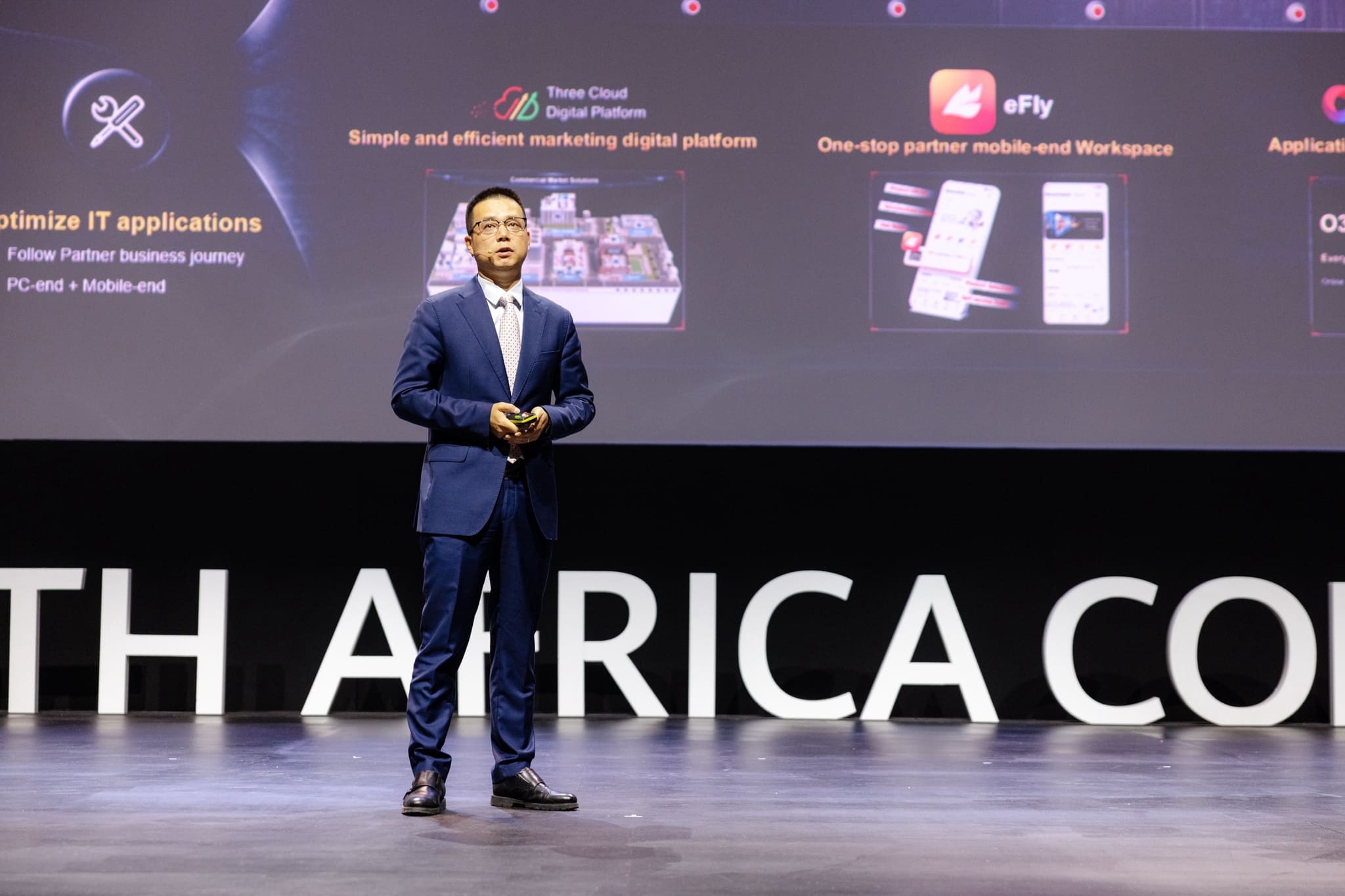 Peter Zhang, Vice President of Global Partner, Commercial & Distribution, Enterprise Sales, Huawei