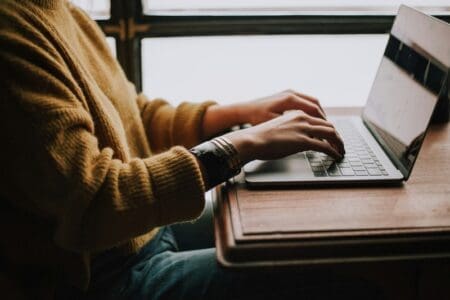How to Choose Between Windows, macOS, and Chrome OS