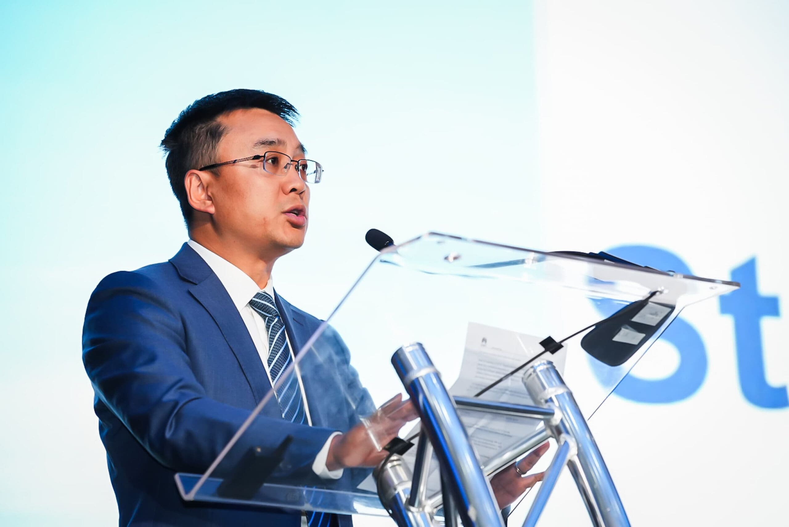 Huawei CEO_ Mr Will Meng[5].JPG