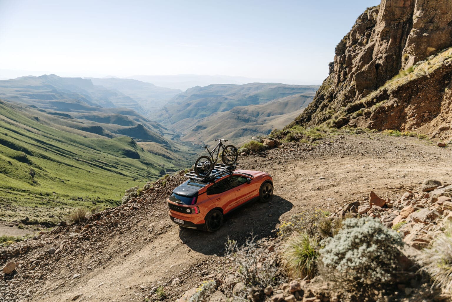 Volvo EX30 Conquers Sani Pass In Historic EV First Volvo EX30 Cross Country becomes the first fully electric vehicle to conquer Sani Pass