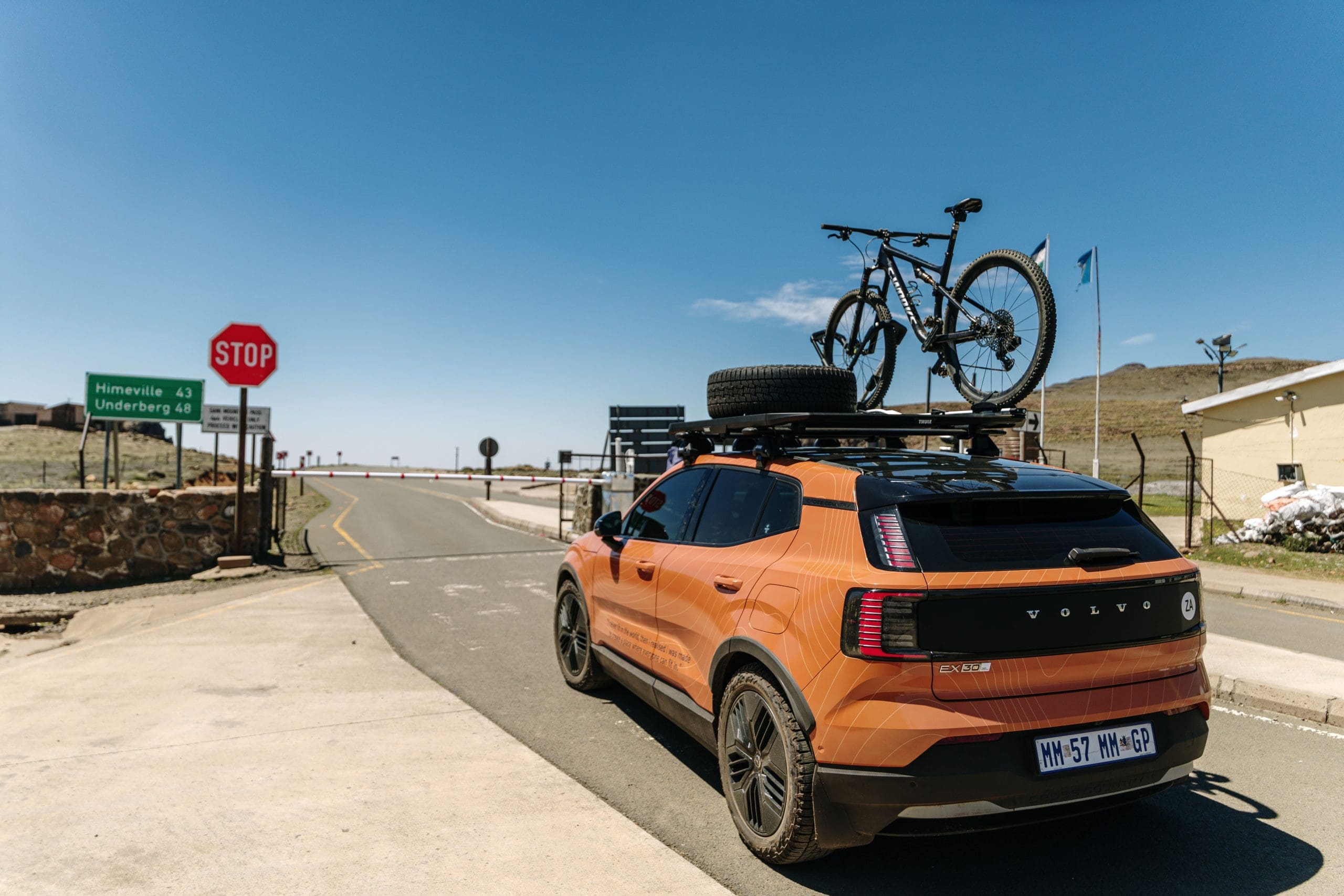 Volvo EX30 Cross Country becomes the first fully electric vehicle to conquer Sani Pass