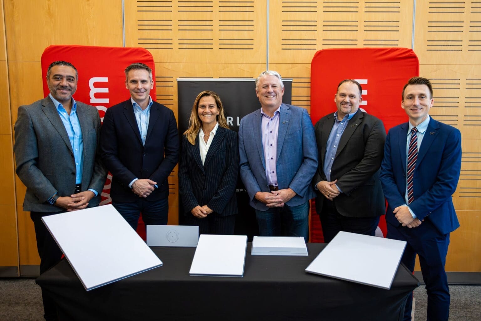 Leadership from Vodacom Group and Starlink announce a strategic agreement to deliver high-speed, low-latency broadband internet to millions of businesses across Africa.