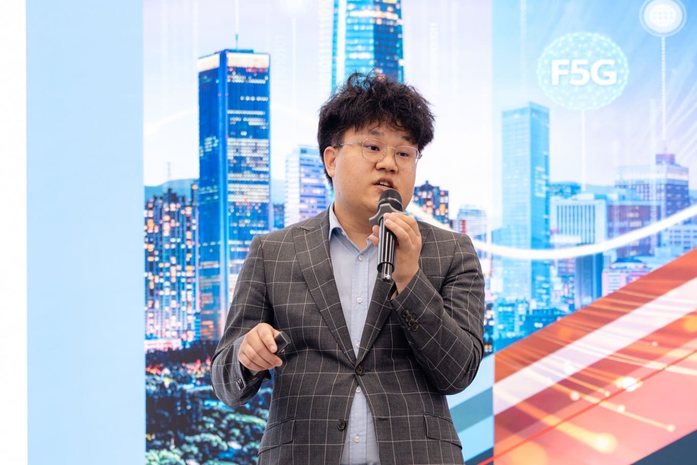 Skyler Wang, Solution Architect at Huawei South Africa’s Enterprise Network Solution Sales Department