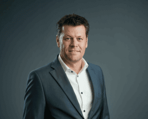Alviva Group Strengthens Specialist Cloud Capability Craig Brunsden, Chief Executive Officer of the Axiz Group of Companies